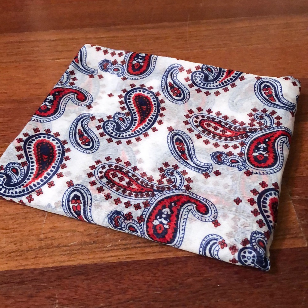 Francesca’s Collection • Patriotic Scarf